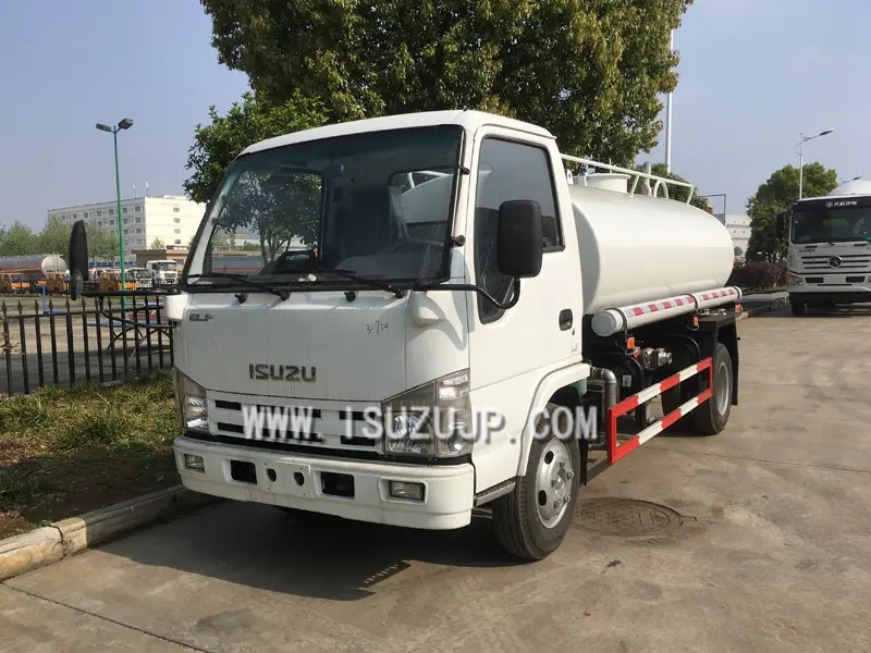 3-5m3 WATER TRUCK