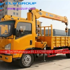 ISUZU Elf 5 Ton telescopic truck mounted crane