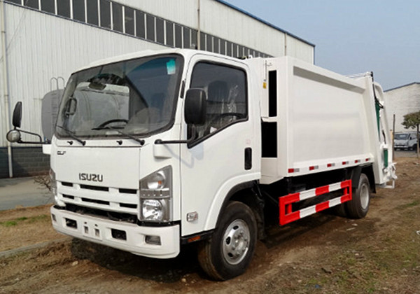 10m3 GARBAGE TRUCK
