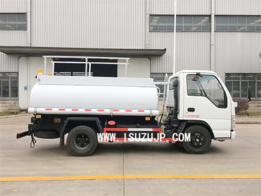 ISUZU mini camion di rifornimento di petrolio da 5 tonnellate