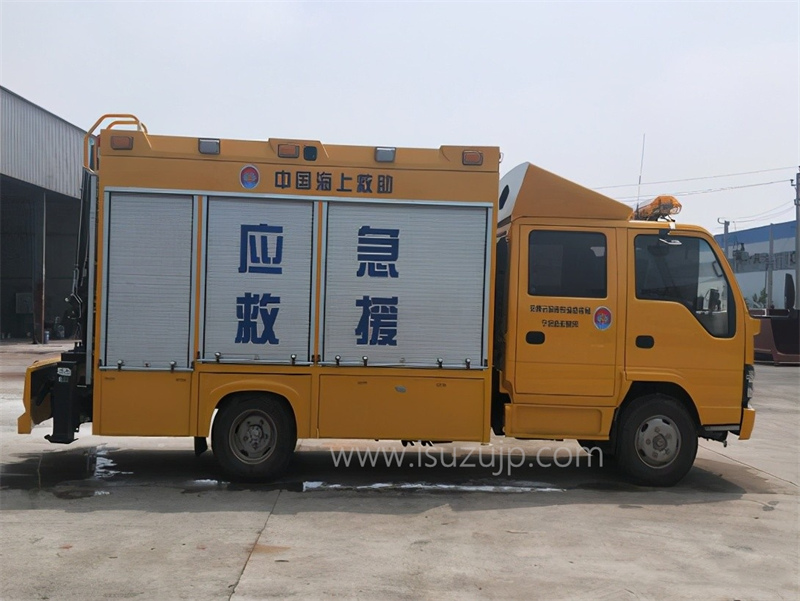 Isuzu 600P flod rescue vehicle