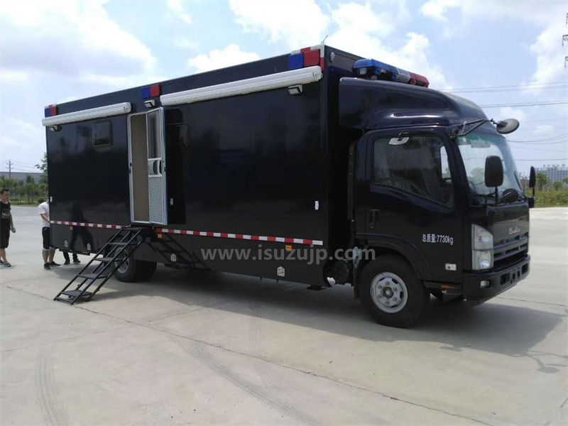 Isuzu Npr Police Mobile Office Vehicle photo