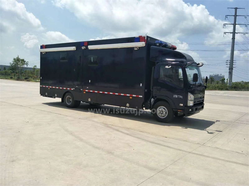 Isuzu Npr Police Mobile Office Vehicle picture