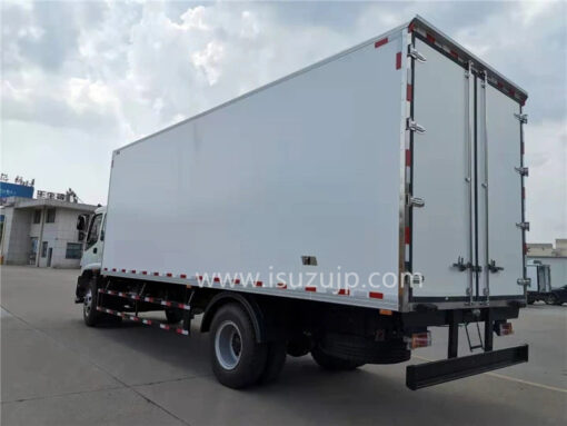 Isuzu ftr 15ton freezer box truck