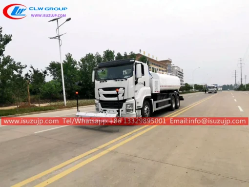 10 pneus ISUZU GIGA 12 tonnes véhicule de nettoyage des rues