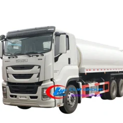 10 wheel ISUZU GIGA 5000 gallon water tanker with pump