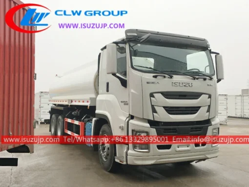 Xe phun nước 10 bánh ISUZU GIGA 5000 gallon