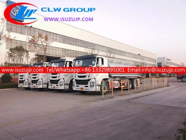 4x2 ISUZU GIGA 4000 gallon refueler truck