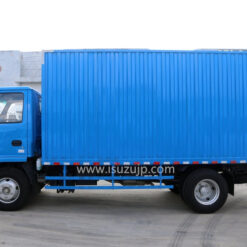 ISUZU 17ft cargo van truck