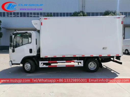 Camion cabine frigorifique ISUZU 4 mètres