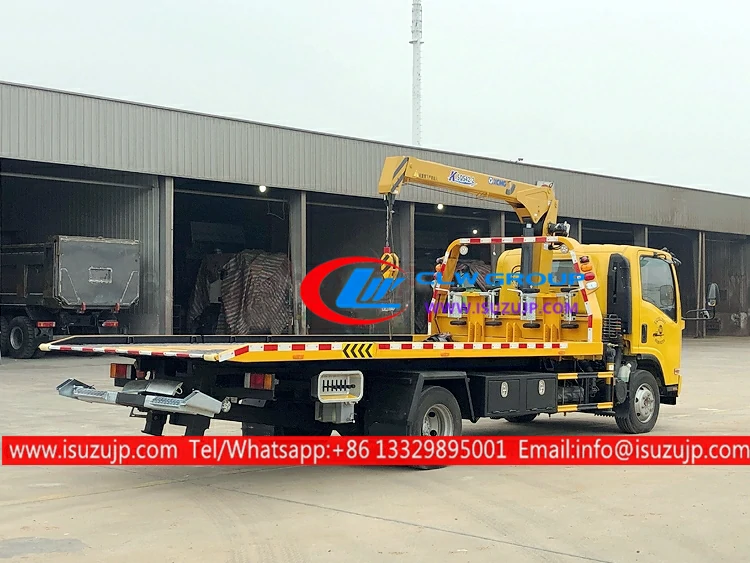 ISUZU 5 tonne towed crane