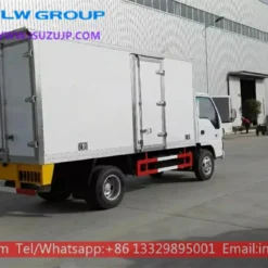 ISUZU 5000kg medicine refrigerated truck