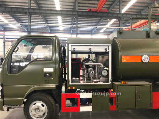 ISUZU 5m3 जेट विमानन ईंधन टैंकर ईंधन भरने वाला ट्रक