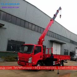 ISUZU 5t cargo truck crane