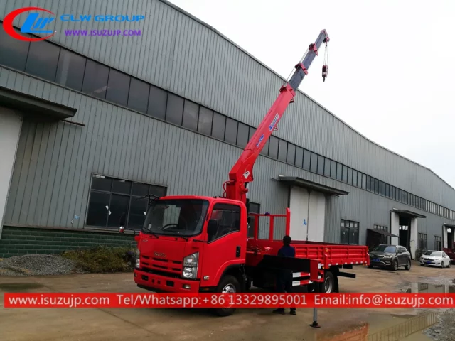 ISUZU 5t cargo truck crane