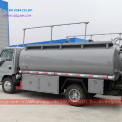 ISUZU 8cbm diesel fuel tanker truck