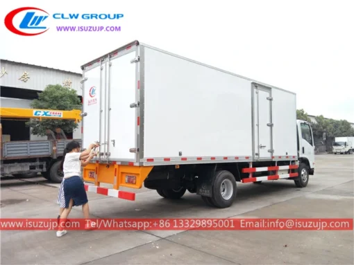 ISUZU 8mt ice cream freezer lori