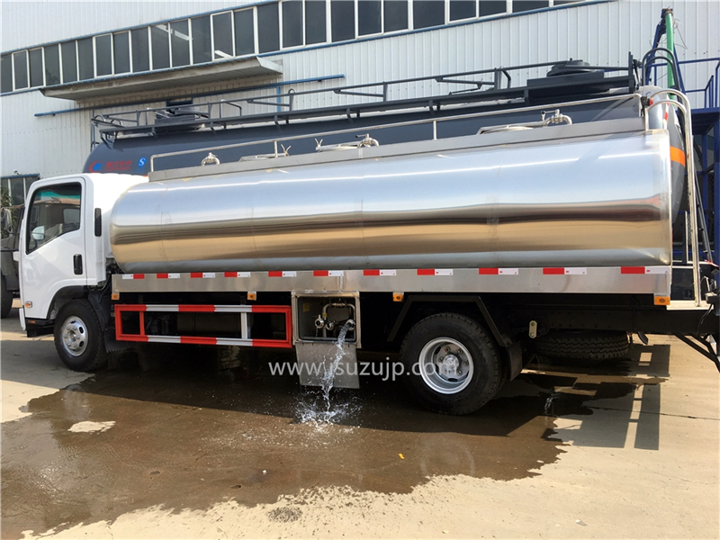 ISUZU ELF 10 ton drinking water bladder truck