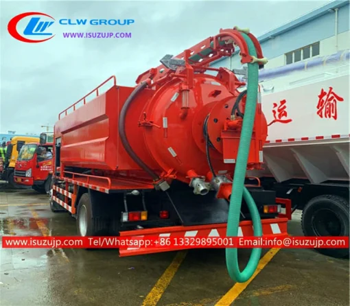 Xe tải phản lực ISUZU FVR 3000 gallon