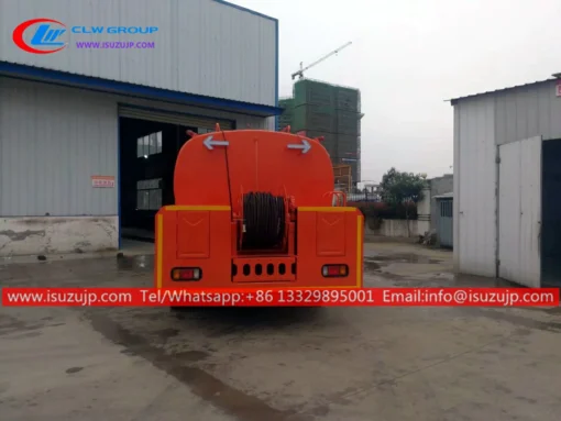 ISUZU GIGA 3000 gallon sewage sewer cleaning truck