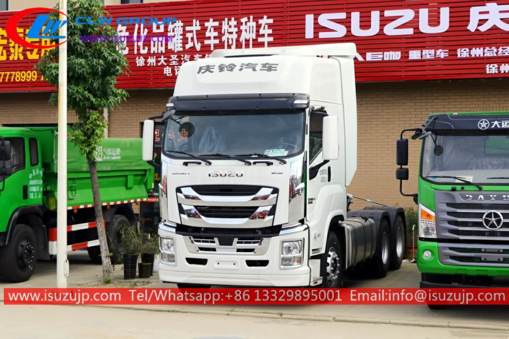 ISUZU GIGA Dangerous goods transportation tractor trucks
