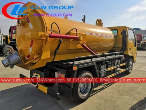 شاحنة صهريج مياه الصرف الصحي ISUZU NHR 3000L