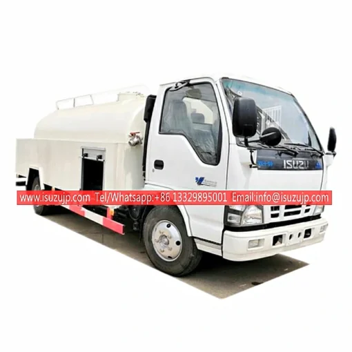 Camions de curage ISUZU NKR 5000 litres