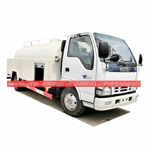 ISUZU NKR ၅၀၀၀ လီတာဆံ့မြောင်းချရေယာဉ်များ