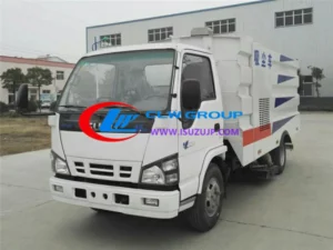 ISUZU NKR 5m3 cement vacuum truck photo