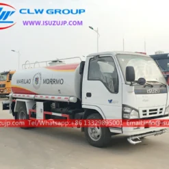 ISUZU NKR 6000 liters water bowser truck