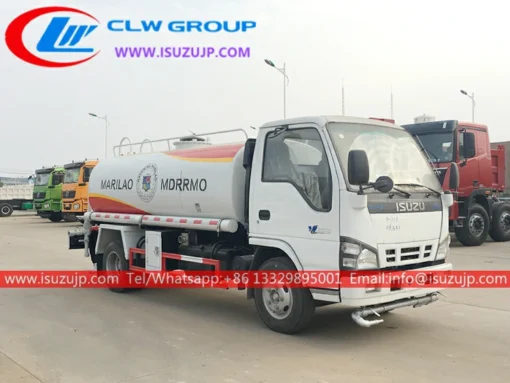 ISUZU NKR 6000 liters water bowser truck