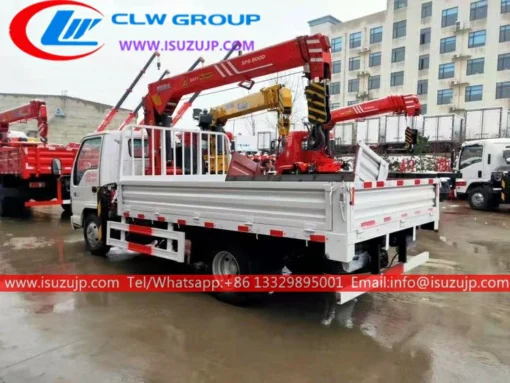 ISUZU NKR maliit na 3 toneladang self loader crane