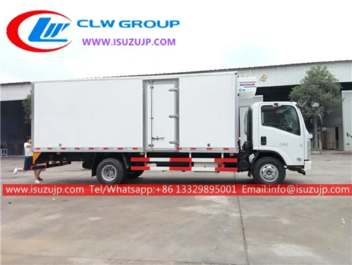 ISUZU NPR 30m3 refrigerated box truck