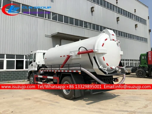 ISUZU Stainless steel vacuum tank vehicle