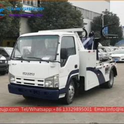 ISUZU small towing wrecker truck