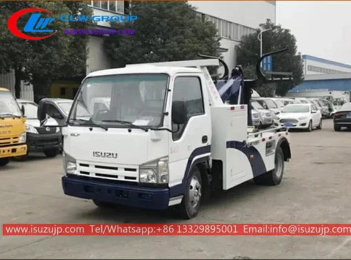 ISUZU small towing wrecker truck
