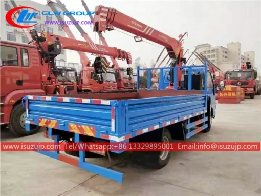 ISUZU small truck mounted crane