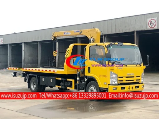 ISUZU towing tilt crane truck