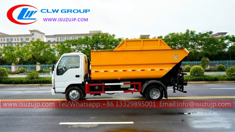 Isuzu 5 cubic meters non-leakage compactor trash truck