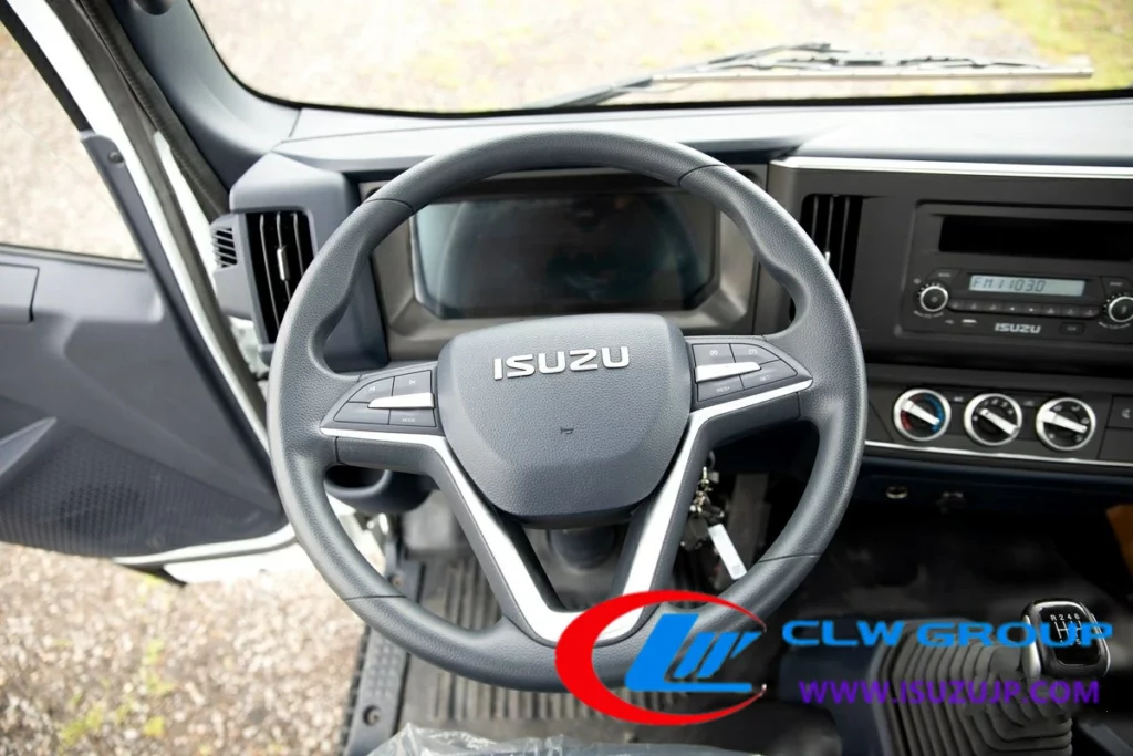 Jiangxi ISUZU ES7 lorry trucks Multifunction steering wheel