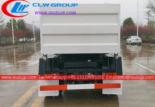 4x4 ISUZU ELF Offroad 3 ton hooklift bins للبيع