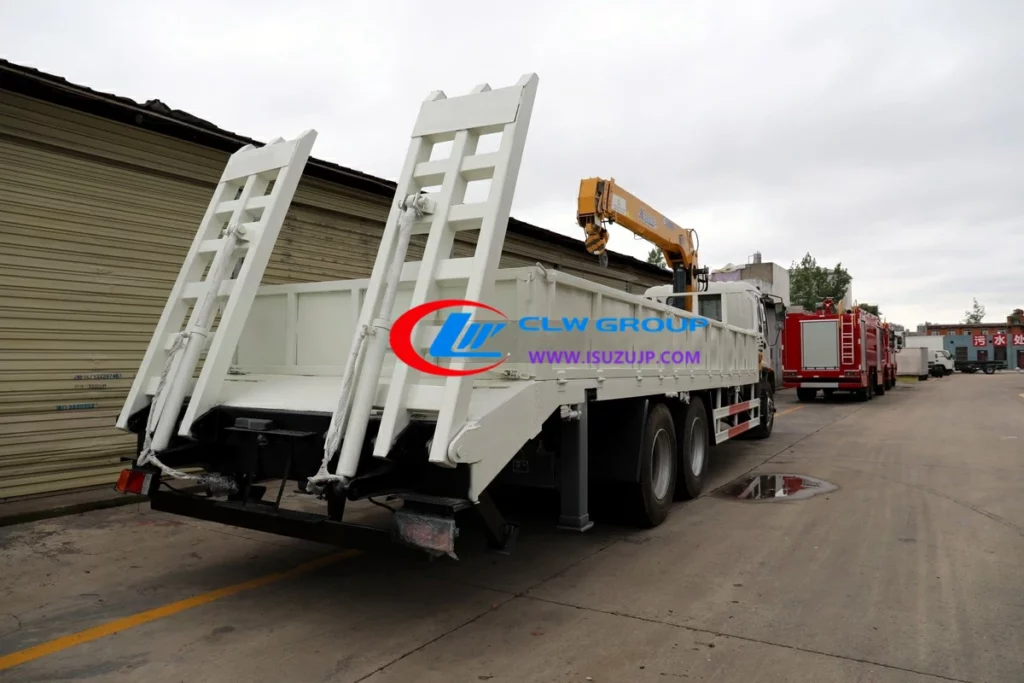 6x4 ISUZU FVZ truck mounted crane for sale Thailand