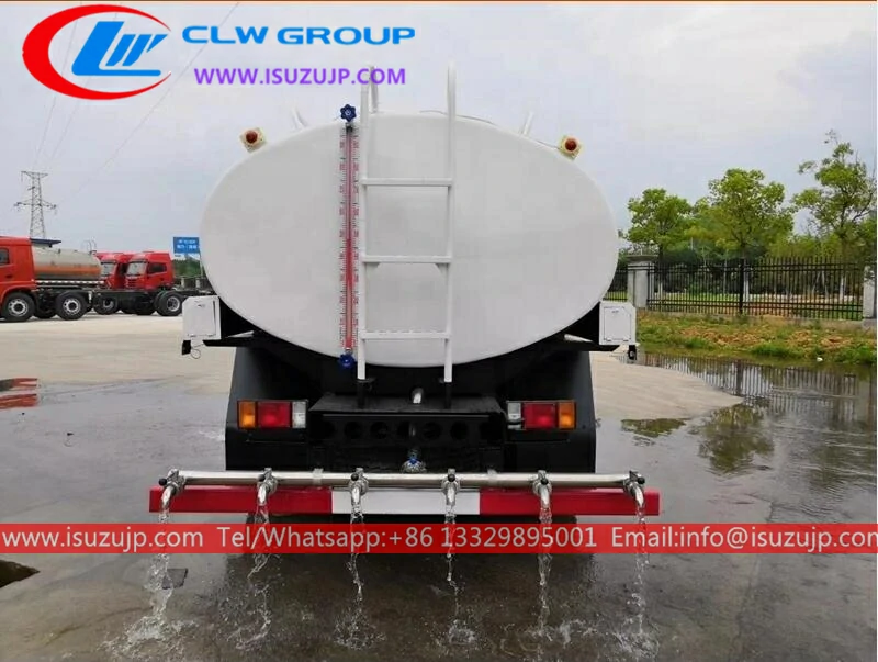 ISUZU 10 cubic meters milk tanker lorry