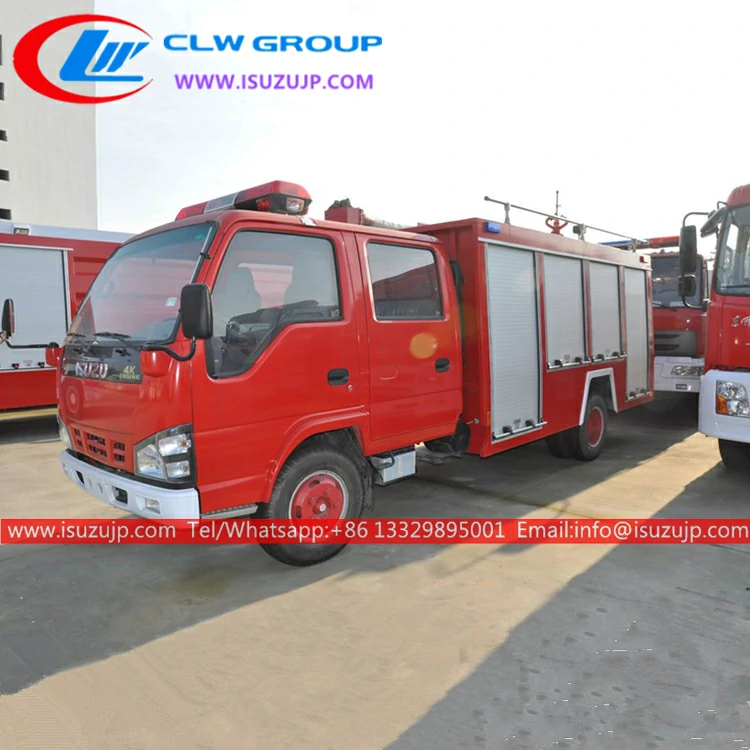ISUZU 1000 gallon small fire engine
