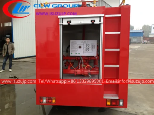 ISUZU 1000 gallon small fire truck