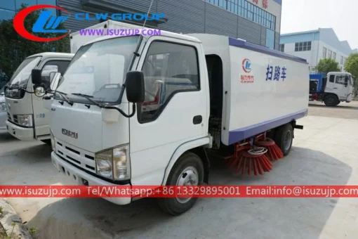 ISUZU 3 tonne mini road sweeper ကား