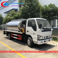 ISUZU 4000liters bitumen sprayer truck