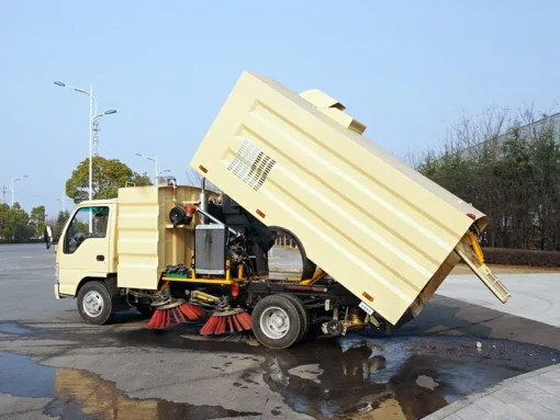 ISUZU 4t road sweeper presyo ng kotse