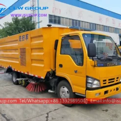 ISUZU 6t road sweeper Panama