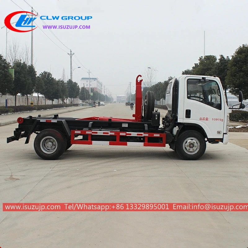 ISUZU 8 tonne hook arm truck Kuwait